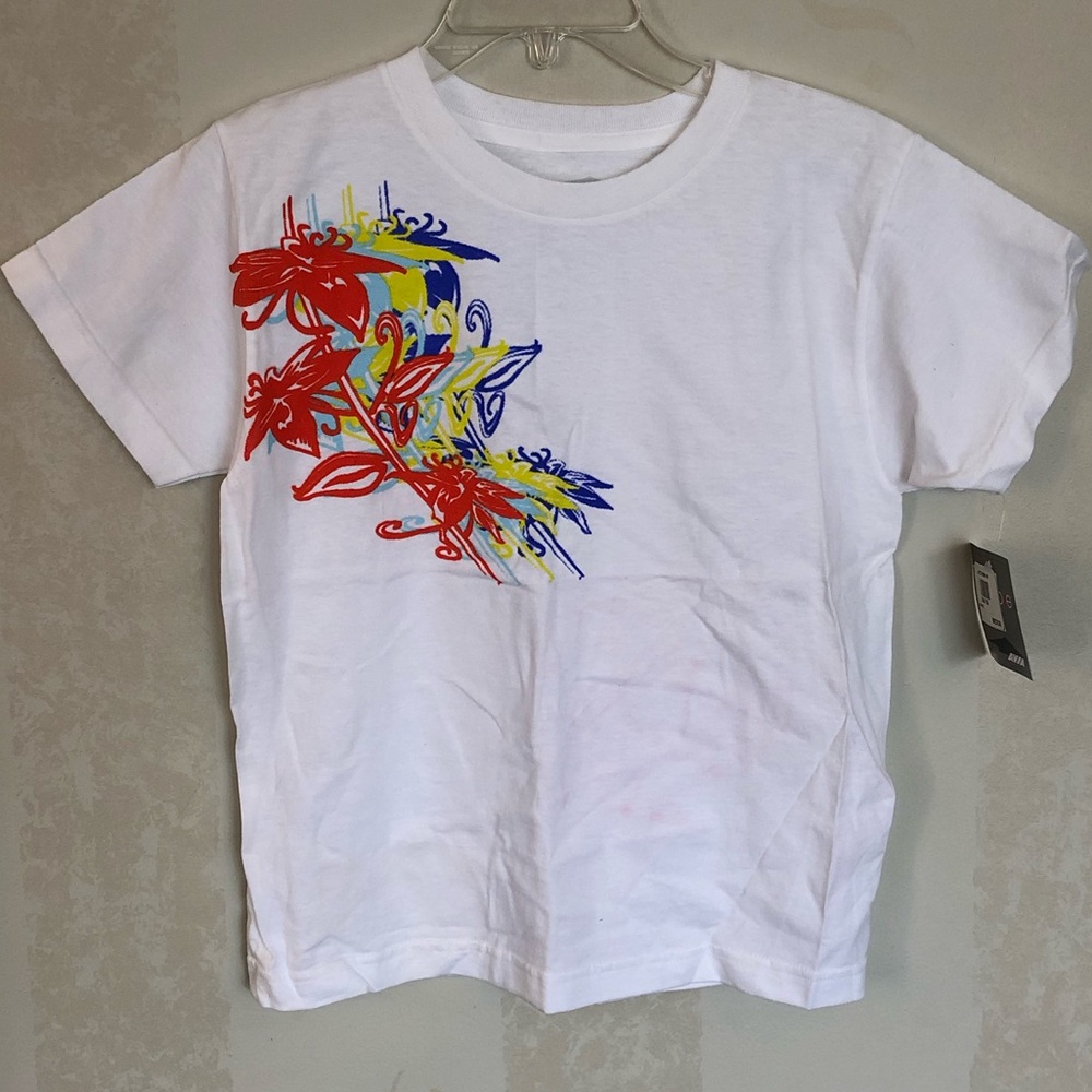 Avia NWT Flower T-shirt